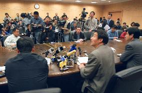 Chinese gov't panel briefs reporters on aircraft crash